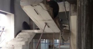 Демонтаж лестницы Хабаровск, цена от 2944 руб.