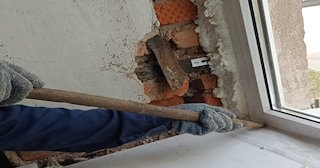 Демонтаж оконных откосов по выгодной цене от 517 руб. в Хабаровске - Сварной-Хбр